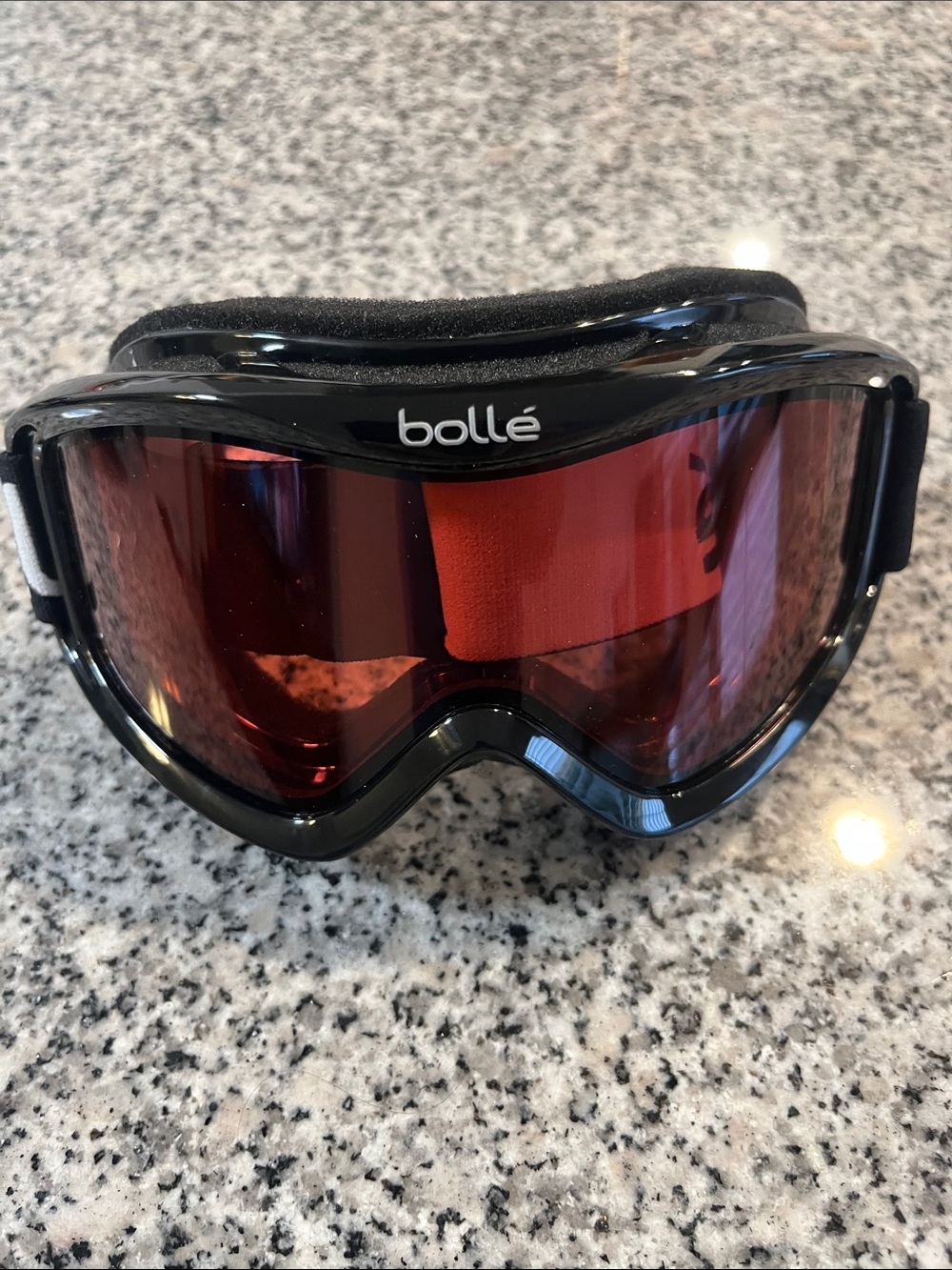 bollé Black Ski Goggles with Red Lens